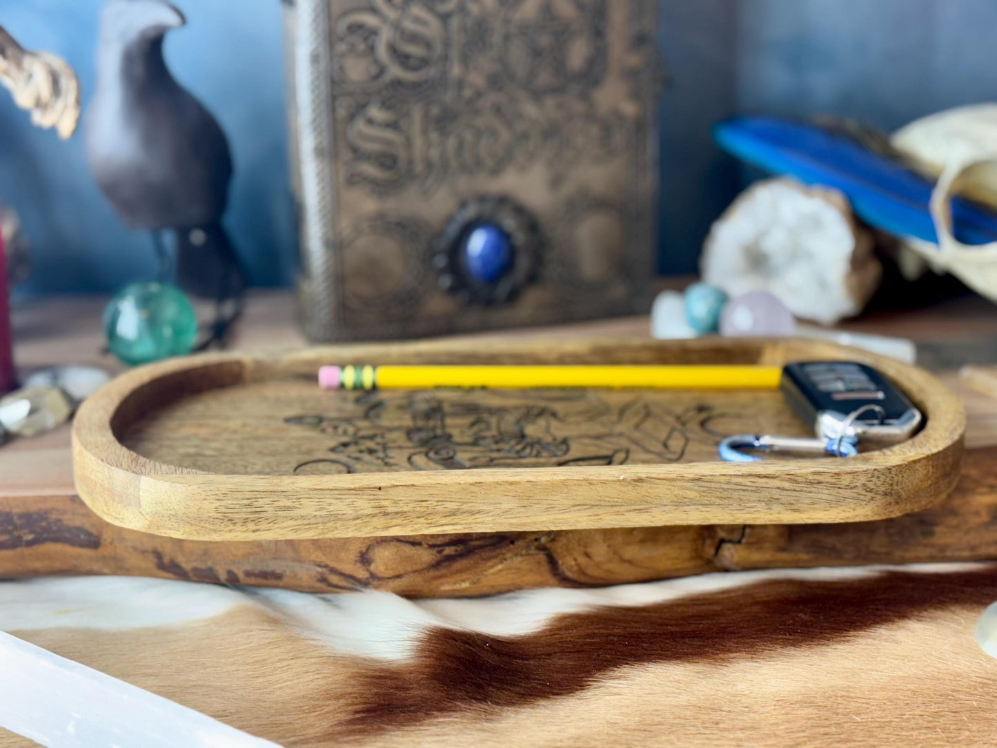 Hippie Frog Mushroom Engraved Mango Wood Key Ring Wallet Coin Pagan Occult Witchy Spiritual Gift Idea Valet Tray Altar Decor Crystal Bowl